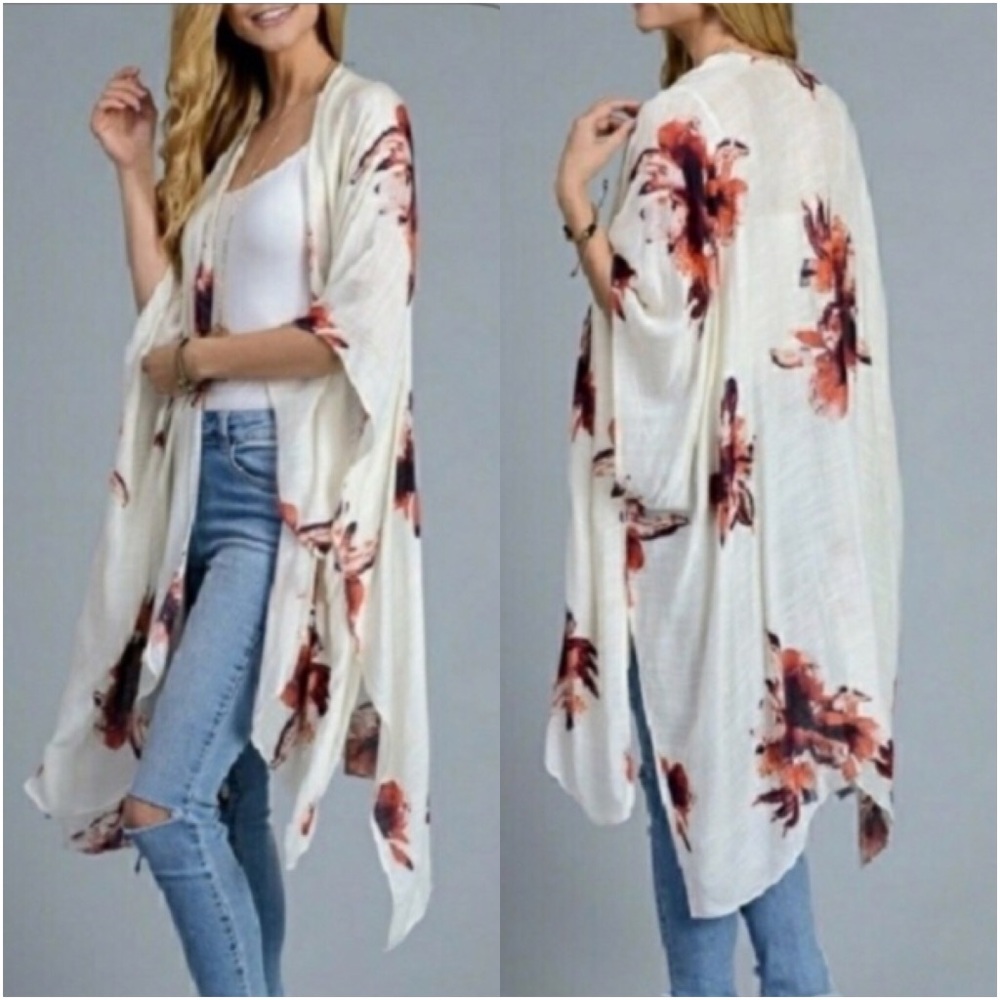 Beautiful Bohemian Chic Ivory Floral Kimono One Sz